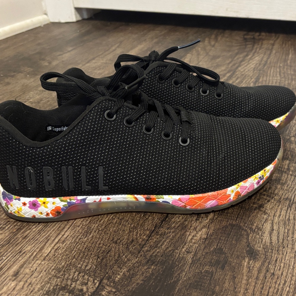 NOBULL Black Sneakers with Colorful Sole